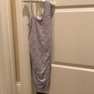 Les tout petits dress